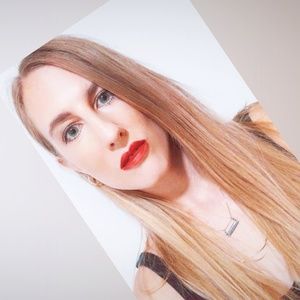 Meet your Posher, Lyndsey